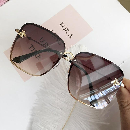 Popular brand Oversize Square Sunglasses For Women and Ladies Luxury Driving Superstar Designer Sunglasses With Shades and Gradient Glasses With UV400 Protection