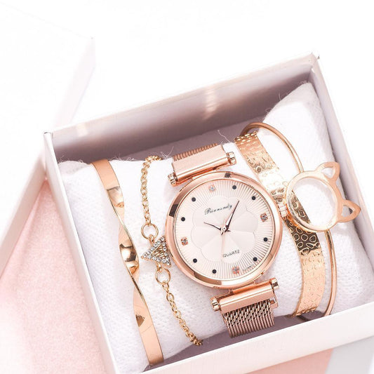 Fashion Set Women Watches Luxury Magnet Buckle Flower Rhinestone Watch Ladies Quartz Wrist Watch WIth Bracelet In Set For Women and Girls