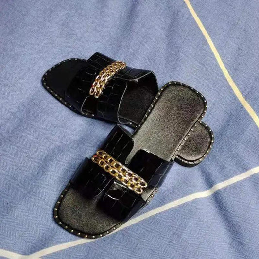 Elegant Black Women Chain Flip Flops Luxury Design Sandal Women Outdoor Slippers Casual Style Sandals