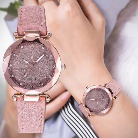 Women's Causal Watch With Leather Belts And Sandblasted Background Luxury Wristwatch Excellent Design Perfect Gift