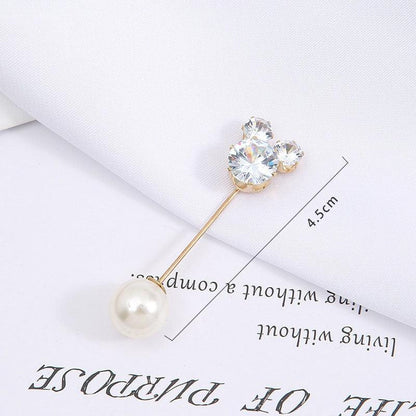 1pcs Fashion Pearl Fixed Strap Charm Safety Pin Sweater Cardigan Clip Brooches Rhinestone Metal Jewelry Sweater Shawl Clips Faux Crystal and Pearl Pins for Fixing on Sweaters