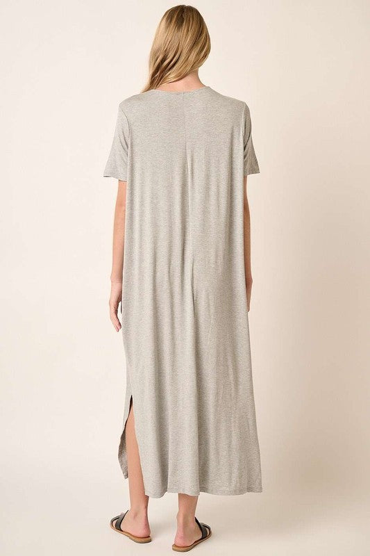 Side Slit Round Neck Short Sleeve Maxi Dress For Women – Casual and Chic Dress with Side Slits for a Relaxed yet Polished Look