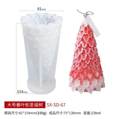 3D Christmas Candle Silicone Mold Santa Claus Christmas Tree 3D Silicone Candle Resin Mold DIY Aromatherapy Wax Candle Soap Concrete Clay Craft Cake Home Party Decor Creative DIY Scented Aromatherapy Candle Making Mold Decor