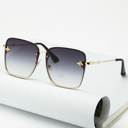 New Fashion Lady Oversize Rimless Square Bee Sunglasses For Women  With Small Bee Glasses Design Gradient Sunglasses With UV400
