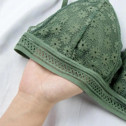 Charming Floral Lace Bra Top For Women Push Up Female Lingerie breathable Bralette Removable Pad Thin Fashion New Wireless Bras