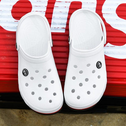 Classic Men Clogs Slippers Soft Bottom Beach Fashion Clogs Men Sandals Comfortable Breathable Ankle-Wrap Anti-Slip Casual Water Shoe Beach Shower Sandals Summer Slippers