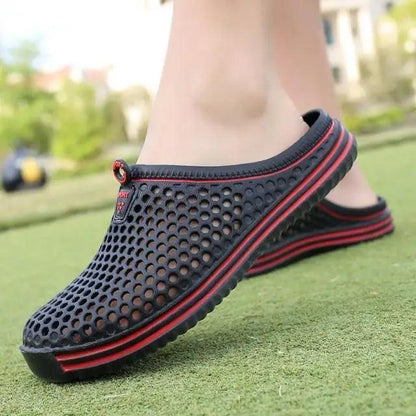 Classic Women Shoes Beach Closed Toe Slippers Unisex Hollow Out Casual Couple Flip Flops Garden Clogs  Non-slide Men And Women Slippers