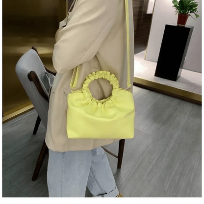 Cute Small Women's Leather Clutches Vintage Style Shoulder Messenger Bags , Handbag And Purses For Women