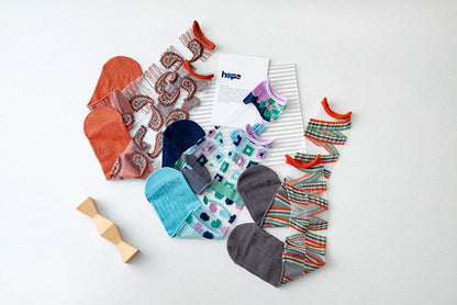 Fashion Women Socks New Spring Summer Mesh Thin Long Printed Socks Women Casual Breathable Fresh Flower Socks Korea Style Color Thin Socks For Women