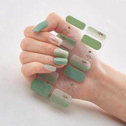New Year Patterned Nail Decor Nail Polish Nail Art Stickers Full Beauty Sticker for Nails Nail Accessorie Christmas Nail Sticker 3D Nail Art Stickers Decal Slider Template Diy Nail Tool Decorations Nail Art Design Self Adhesive Luxury Designer Nail Sticke