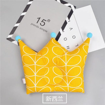 Newborn Baby Shaping Pillow Cute Crown Shape Backrest Cushion Anti-head Correction Bed Neck Support Pillows Baby Pillow Baby Bedding Air Mesh Organic Cotton Soft Baby Pillow Newborn Anti Flat Head Syndrome for Crib Cot Baby Pillow