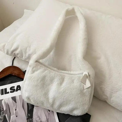 Simple And Stylish Women Soft Plush Winter Furry Shoulder Bags For Ladies And Girls Designer Clutch Handbag For Female