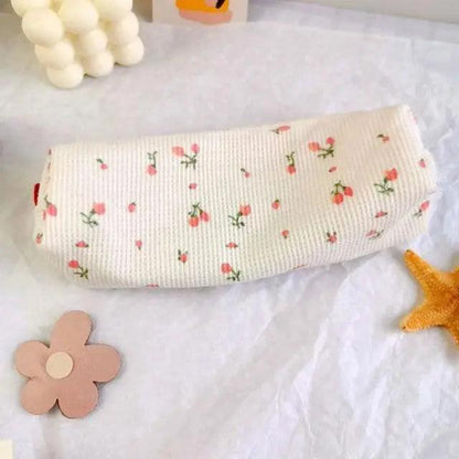 Simple Small Flowers White Fresh Style Pencil Bag Students Pencil Cases Unique Makeup Lightweight Cosmetic Bag Pouch