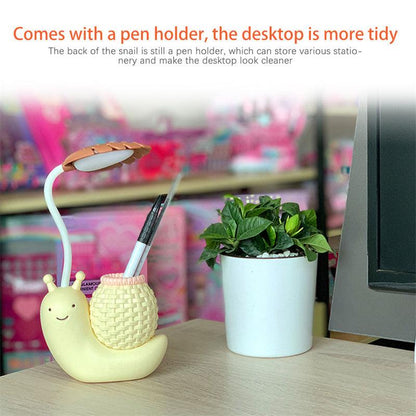 Snail Led Table Lamp Cute Pen Holder Desk Light Reading Study Children Bedroom College Dorm Eye Protection Adjustable Organizer Cute Study Lamps for Bedroom Décor
