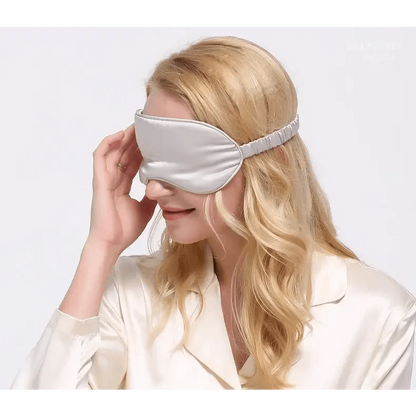 Super Smooth  Mulberry Silk Sleep Eye Mask & Blindfold With Elastic Strap Travel Eye Patch Soft Nap Eye Patch  Eye Cover Eyeshade for Night Sleeping Mask For Women