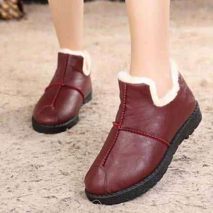 Women Winter Warm Luxury Shoes Waterproof Plush Leather Cotton Shoes Daily Home Non-slip Soft Sole Plush Lining Shoes Warm Fur Lined Booties Lace Up Flat Platform Elegant Comfortable Black Shoes